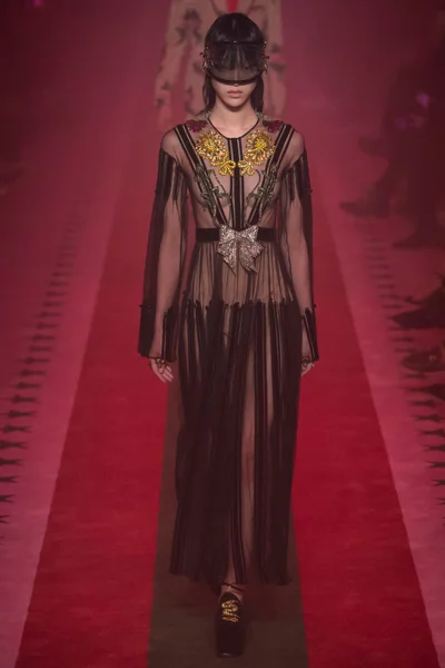 Look 47